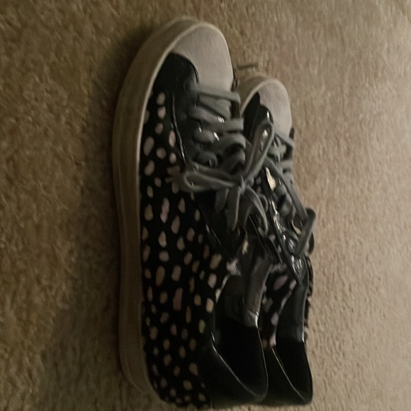 P448 - Picture 2 of 3